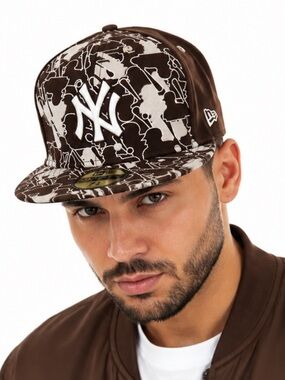 New York Yankees  New Era 59FIFTY Brown and White Cap